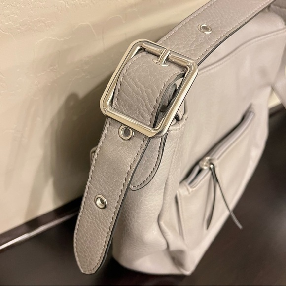 Juicy Couture Rosa vegan leather saddle bag/Crossbody adjustable strap10”x11” - Picture 6 of 15